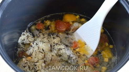 гарнир из риса с португальской смесью в мультиварке