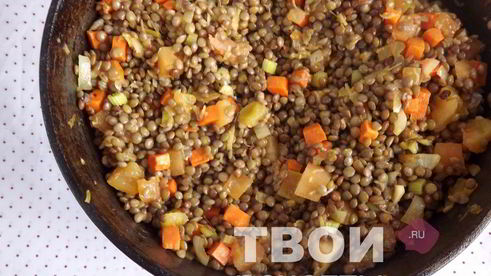 чечевица с овощами