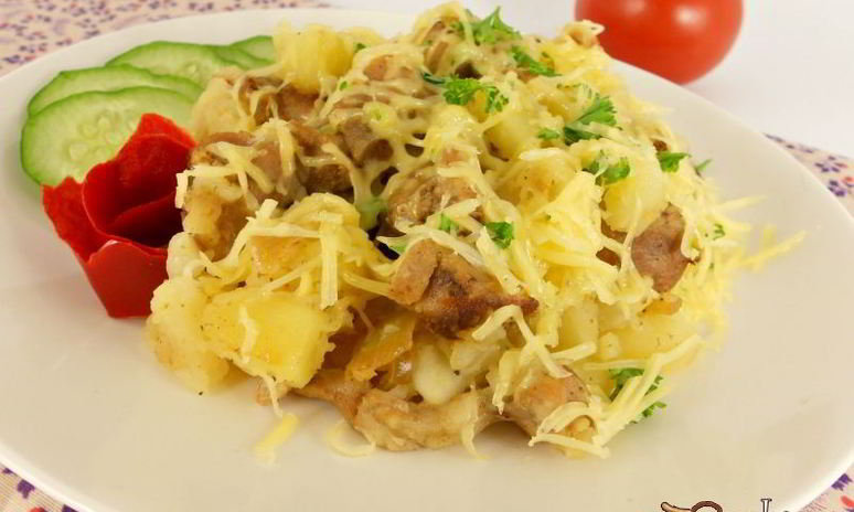 Рецепт картофеля отварного с индюшиным мясом и сыром
