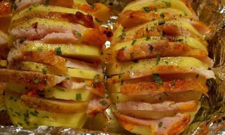 Рецепт картофеля с беконом в духовке