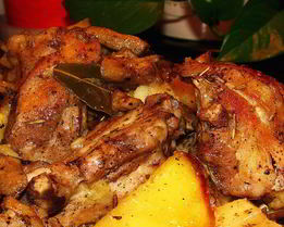 Картофель с курицей в духовке