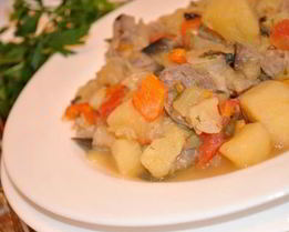 Картофель с мясом и овощами