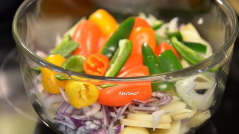 картофель с перцами в фольге