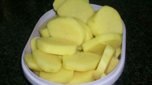 картофель в духовке под соусом