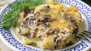 Картошка с грибным фаршем в духовке