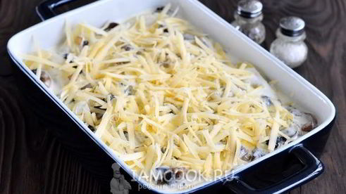 картошка в сметане с сыром в духовке