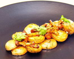 Мини-картофель с лисичками