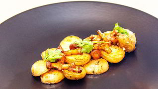 Мини-картофель с лисичками