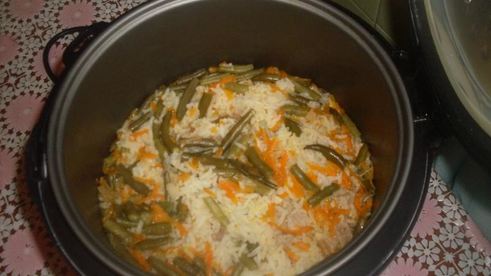 рис с мясом и овощами в мультиварке