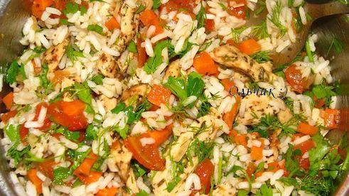 рис с овощами и куриным филе