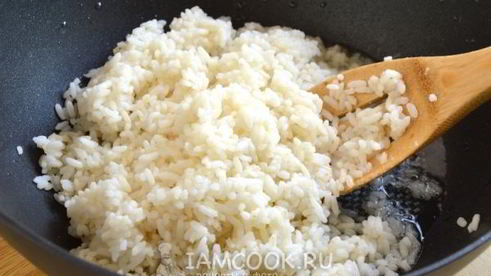 рис с яйцом по-китайски