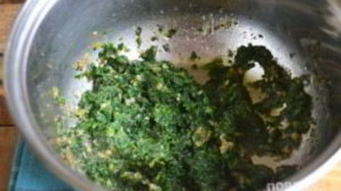 рис со шпинатом и изюмом