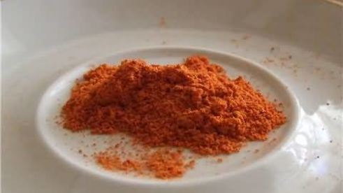 рисовая лапша с овощами и подкопченной на чайном листе куриной грудкой