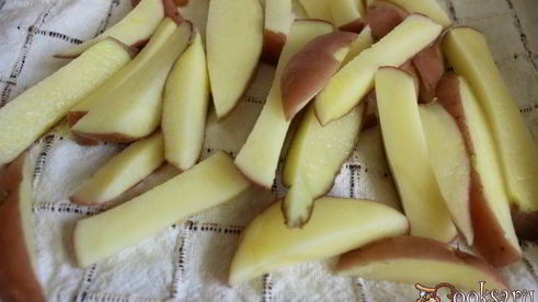 жареный молодой картофель