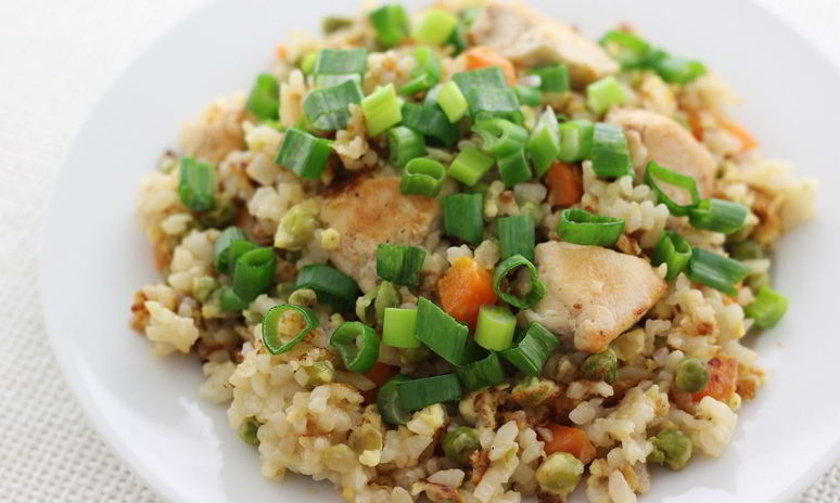 Рецепт жареного риса с курицей