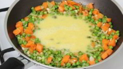 жареный рис с курицей