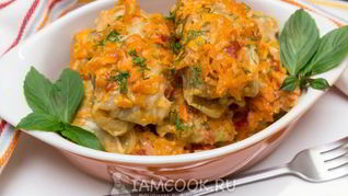 Голубцы в томатно-сметанном соусе в духовке