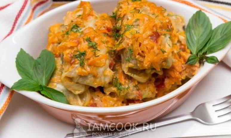 Рецепт голубцов в томатно-сметанном соусе в духовке