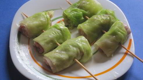 мини-голубцы на шпажках