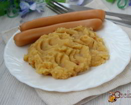 Горохово-картофельное пюре с жареным луком