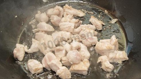 гречневая лапша с овощами и курицей