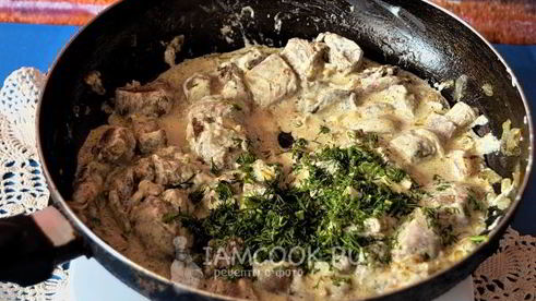 белые грибы в сметане