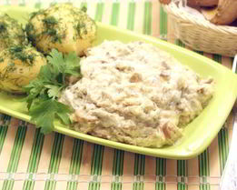 Белые грибы в сметанном соусе