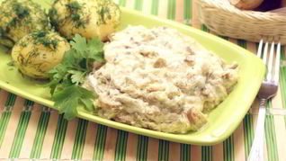 Белые грибы в сметанном соусе