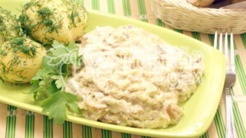 белые грибы в сметанном соусе