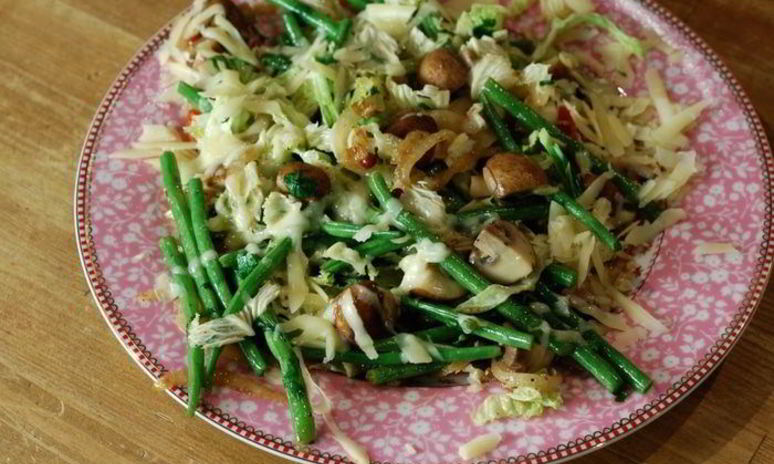 Рецепт грибов с фасолью, капустой и сыром