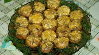 Грибы, запеченные под сыром