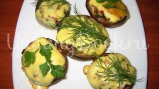 Шампиньоны фаршированные цуккини и сыром