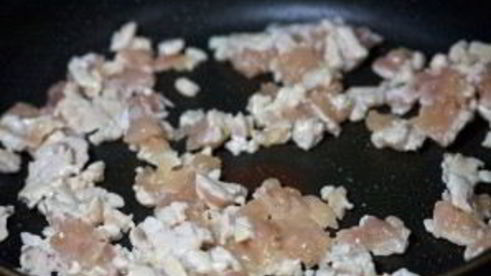 шампиньоны с курицей и сыром