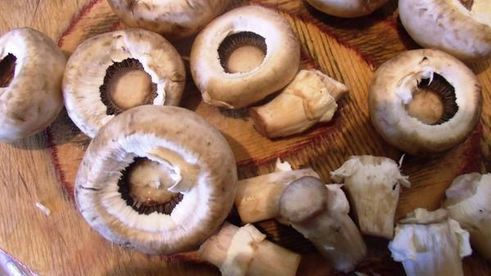 шампиньоны с эстрагоном