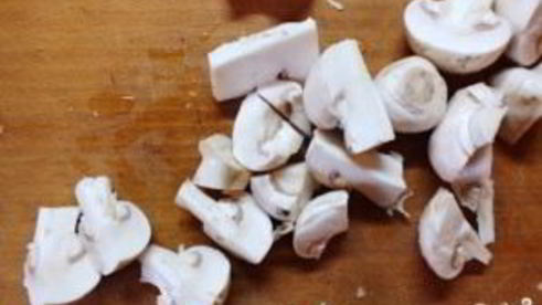 шампиньоны тушеные с овощами