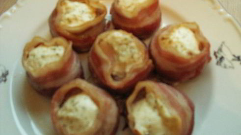 шампиньоны в беконе