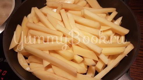 вешенки с жареной картошкой