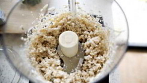 запеченные грибы с начинкой