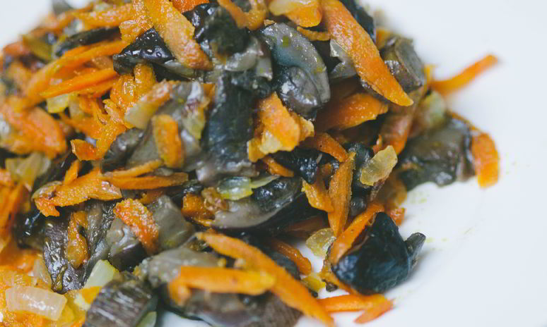 Рецепт жареных грибов с морковкой и луком