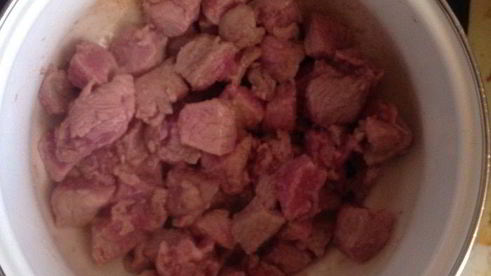 гуляш из говядины с подливой