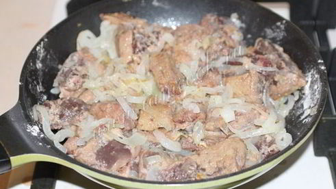 гуляш из говяжьей печени
