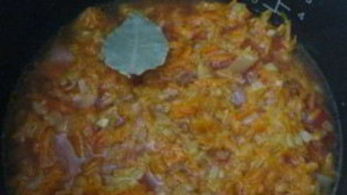 гуляш из курицы в мультиварке