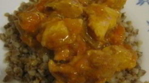 гуляш из курицы в мультиварке