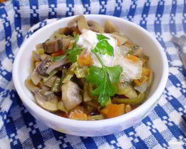 Гуляш из шампиньонов