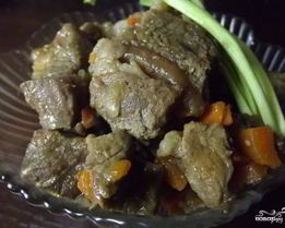 Гуляш с подливкой в мультиварке