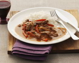 Гуляш с подливкой