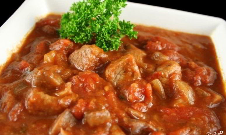 Рецепт гуляша с подливой