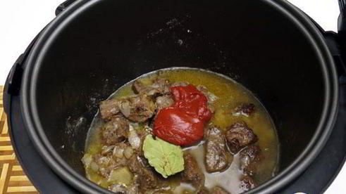 гуляш в мультиварке