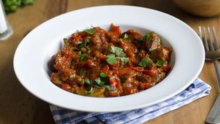 Экзотический гуляш из говядины