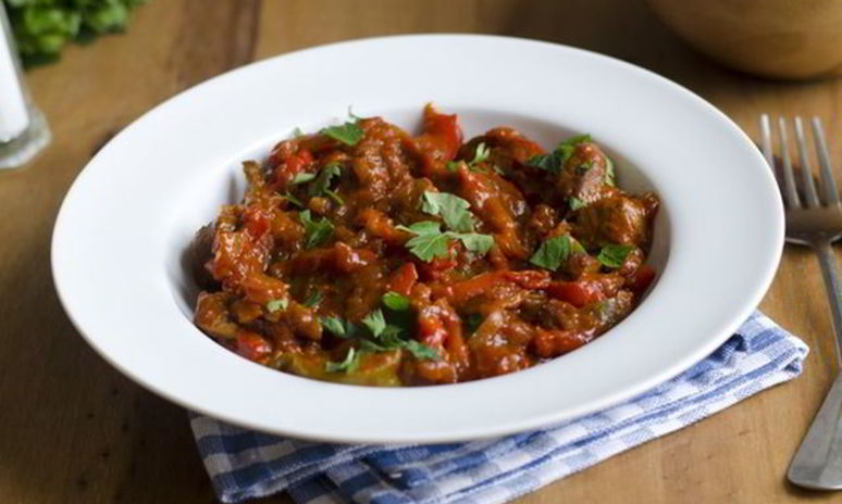 Рецепт экзотического гуляша из говядины